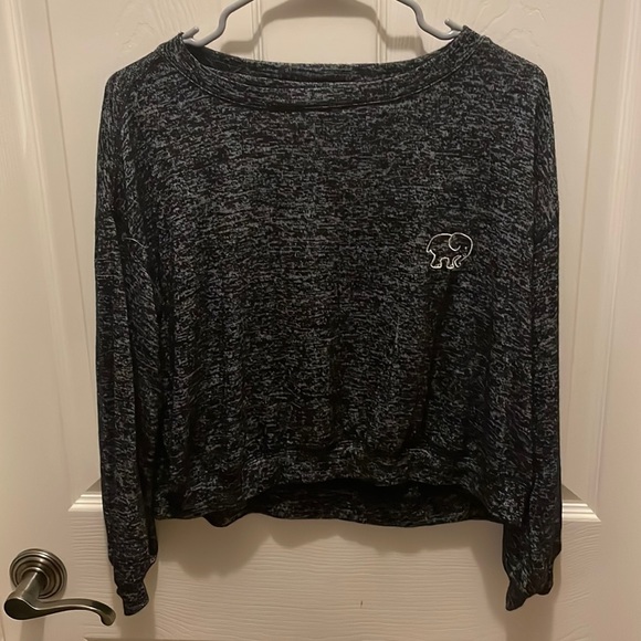 ivory ella Tops - Ivory Ella Dark Gray Cropped Sweater size S